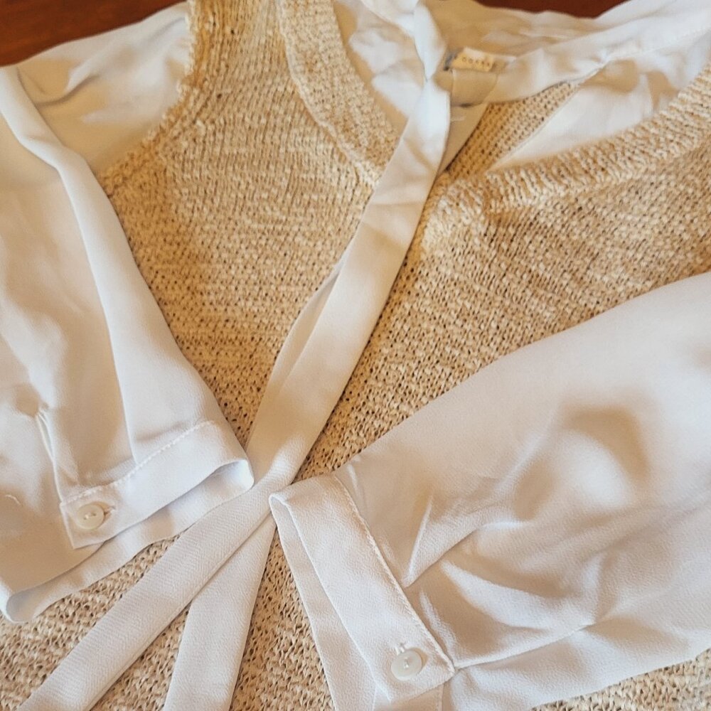 Lauren Conrad ~ Sz Sm ~ Pleated Mock - Layer Top ~ Excellent Condition - Picture 6 of 8